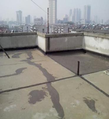 孝义漏水维修 楼顶漏水是什么原因，楼顶漏水维修方法是什么?